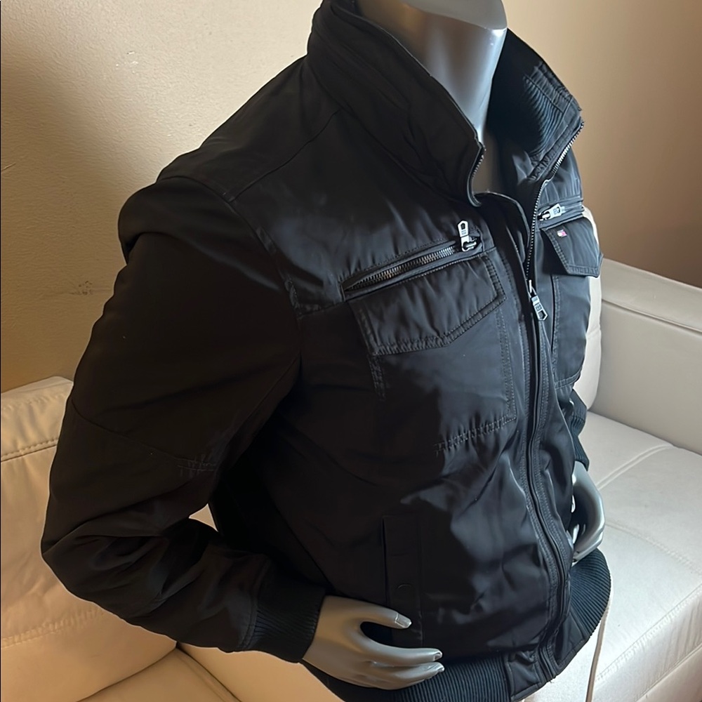 Tommy Hilfiger Men’s Black Bomber Jacket with Hidden Hood Size Large - Picture 2 of 16